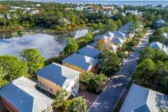 Old-Florida-Village-Hidden-Lake-Way-3